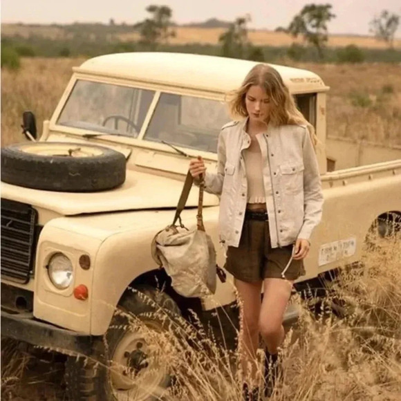 RAILS Collins Jacket in White Mini Cheetah - Picture 4 of 8